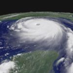 Как возникают ураганы ?